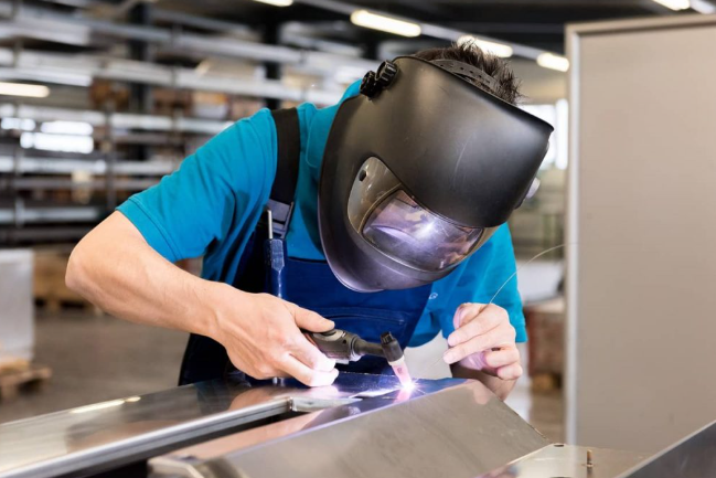 Enhancing Workplace Safety in Metal Fabrication Facilities